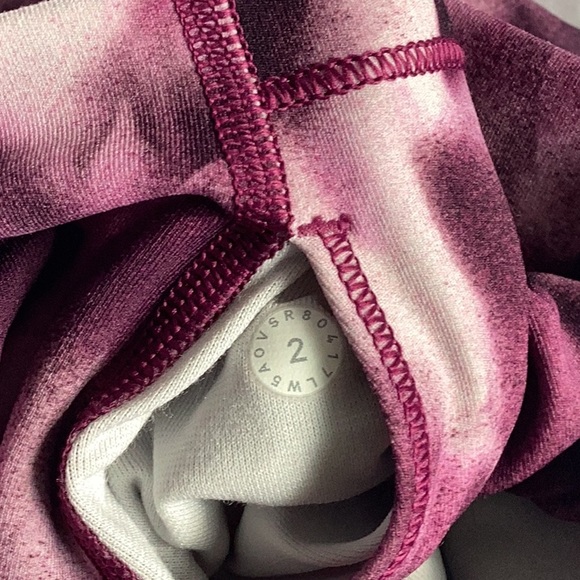 Lululemon leggings - Picture 7 of 10